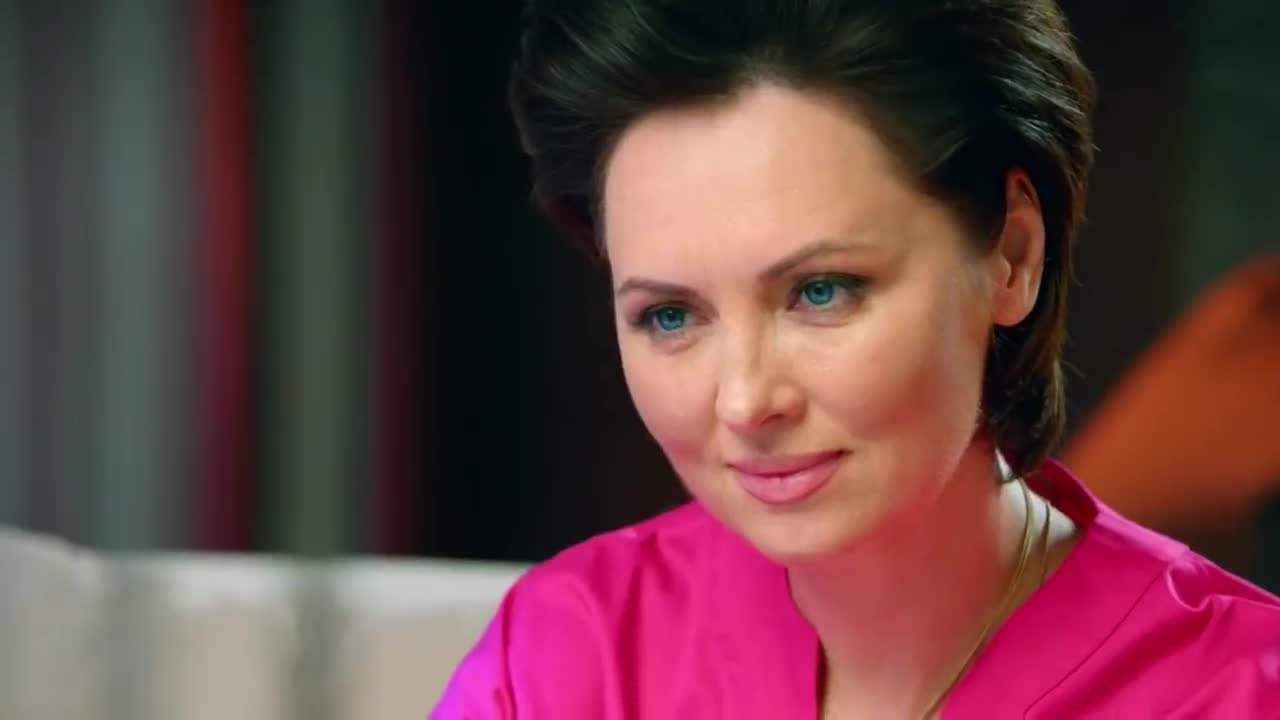 Секси Елена Ксенофонтова – Кухня 2012 Секси Елена Ксенофонтова – Кухня 2012